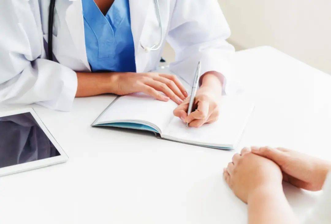 閉式冷卻塔的配水噴濺裝置和盤管選用(中溫逆流式方形冷卻塔規格)